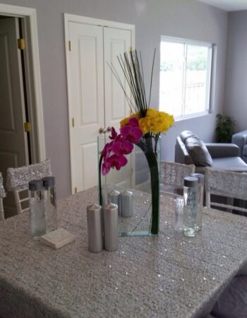 Le Tableau – Linen Rentals