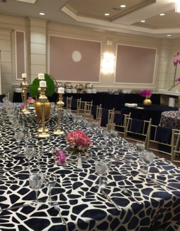 Le Tableau – Linen Rentals