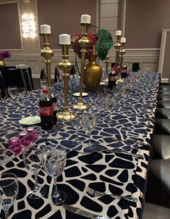 Le Tableau – Linen Rentals