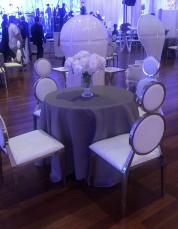 Le Tableau – Linen Rentals