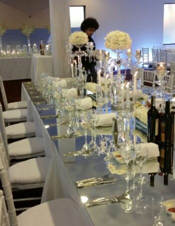 Le Tableau – Linen Rentals