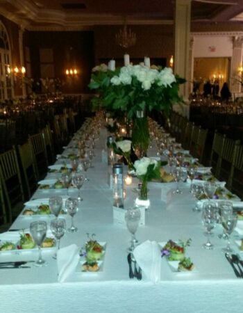 Le Tableau – Linen Rentals